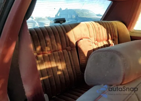 1994 Ford Crown Victoria Lx from USA, damaged, VIN 2FALP74W2RX176598